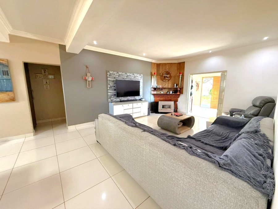 Commercial Property for Sale in Bloemdal Free State